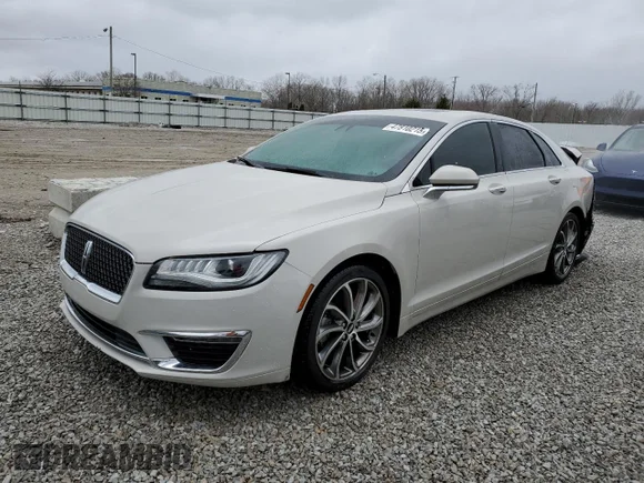 ✅ 2019 Lincoln MKZ Reserve I • VIN: 3LN6L5C92KR631582 • Lot: 47810215. Wystawiony na Copart z przebiegiem 49 386 mil. Bezpłatny archiwum sprzedaży aukcyjnych z USA i szczegółowy raport historii pojazdu na DreamBid. Zdjęcie 1.