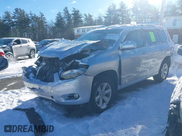 ✅ 2010 Toyota Highlander SE • VIN: 5TDJK3EH4AS036741 • Лот: 43902265. Опубликован ранее на IAAI с пробегом 175 054 миль. Бесплатный доступ к архиву аукционных продаж из США и подробный отчёт об истории автомобиля на DreamBid. Изображение 2.
