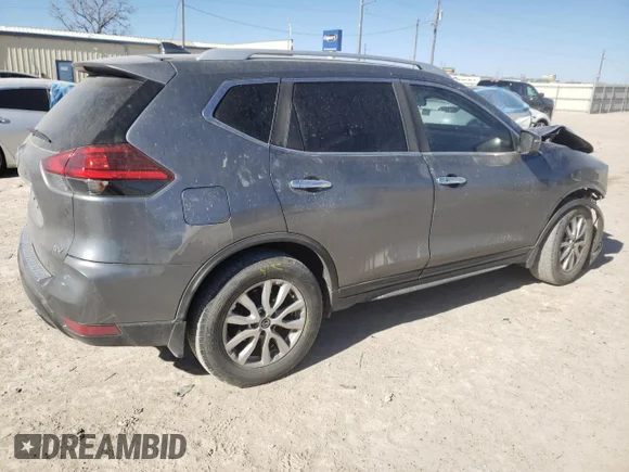 ✅ 2017 Nissan Rogue S • VIN: JN8AT2MT8HW389768 • Lot: 36838973. Wystawiony na Copart z przebiegiem 113 519 mil. Bezpłatny archiwum sprzedaży aukcyjnych z USA i szczegółowy raport historii pojazdu na DreamBid. Zdjęcie 3.