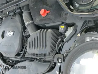 ✅ 2016 MINI Hardtop 4 Door • VIN: WMWXU1C58G2D09133 • Lot: 43155355. Listed on IAAI with 39,005 mi. Free auction sales archive from the USA and detailed vehicle history report at DreamBid. Image 13.