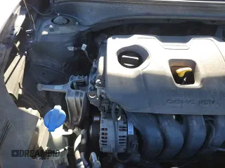 ✅ 2019 Kia Forte S • VIN: 3KPF34AD1KE048210 • Lot: 82365575. Wystawiony na Copart z przebiegiem 101 317 mil. Bezpłatny archiwum sprzedaży aukcyjnych z USA i szczegółowy raport historii pojazdu na DreamBid. Zdjęcie 14.