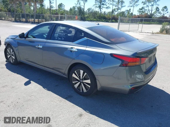✅ 2019 Nissan Altima SV • VIN: 1N4BL4DV4KC127810 • Lot: 44462256. Wystawiony na IAAI z przebiegiem 62 652 mil. Bezpłatny archiwum sprzedaży aukcyjnych z USA i szczegółowy raport historii pojazdu na DreamBid. Zdjęcie 3.