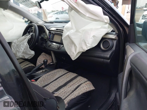 ✅ 2014 Toyota RAV4 XLE • VIN: 2T3RFREVXEW145628 • Lot: 43834634. Wystawiony na IAAI z przebiegiem 224 818 mil. Bezpłatny archiwum sprzedaży aukcyjnych z USA i szczegółowy raport historii pojazdu na DreamBid. Zdjęcie 5.