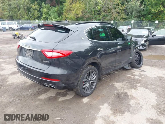 ✅ 2018 Maserati Levante GranSport • VIN: ZN661XUS3JX302174 • Lot: 43435960. Wystawiony na IAAI z przebiegiem 68 643 mil. Bezpłatny archiwum sprzedaży aukcyjnych z USA i szczegółowy raport historii pojazdu na DreamBid. Zdjęcie 4.