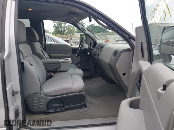 ✅ 2004 Ford F-150 STX • VIN: 1FTRX12W64NC56291 • Lot: 42729799. Wystawiony na IAAI z przebiegiem 188 064 mil. Bezpłatny archiwum sprzedaży aukcyjnych z USA i szczegółowy raport historii pojazdu na DreamBid. Zdjęcie 5.