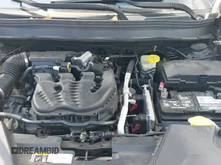 ✅ 2017 Jeep Cherokee Latitude • VIN: 1C4PJLCS5HW571843 • Lot: 43151315. Wystawiony na IAAI z przebiegiem 122 000 mil. Bezpłatny archiwum sprzedaży aukcyjnych z USA i szczegółowy raport historii pojazdu na DreamBid. Zdjęcie 19.