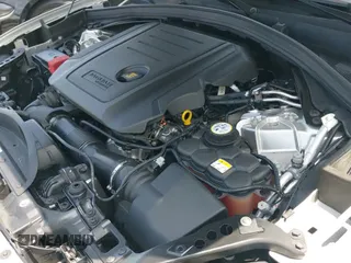 ✅ 2017 Jaguar F-Pace 20d Prestige • VIN: SADCK2BN1HA099059 • Lot: 42720996. Wystawiony na IAAI z przebiegiem 91 043 mil. Bezpłatny archiwum sprzedaży aukcyjnych z USA i szczegółowy raport historii pojazdu na DreamBid. Zdjęcie 18.