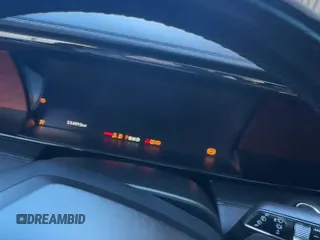 ✅ 2018 Lincoln Navigator Select • VIN: 5LMJJ3JT6JEL15197 • Lot: 93370635. Wystawiony na Copart z przebiegiem 224 092 mil. Bezpłatny archiwum sprzedaży aukcyjnych z USA i szczegółowy raport historii pojazdu na DreamBid. Zdjęcie 11.