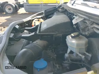 ✅ 2019 Mercedes-Benz Sprinter • VIN: WD3PF1CD0KP080471 • Lot: 43326455. Wystawiony na IAAI z przebiegiem 189 780 mil. Bezpłatny archiwum sprzedaży aukcyjnych z USA i szczegółowy raport historii pojazdu na DreamBid. Zdjęcie 19.