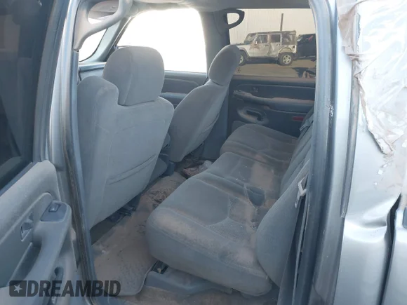 ✅ 2007 Chevrolet Silverado 1500 LS • VIN: 2GCEC13V571127268 • Lot: 44423758. Listed on IAAI with Not provided. Free auction sales archive from the USA and detailed vehicle history report at DreamBid. Image 8.