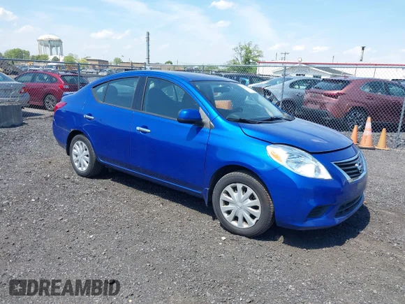 ✅ 2014 Nissan Versa S • VIN: 3N1CN7AP6EL865507 • Lot: 45030582. Listed on IAAI with 104,225 mi. Free auction sales archive from the USA and detailed vehicle history report at DreamBid. Image 1.