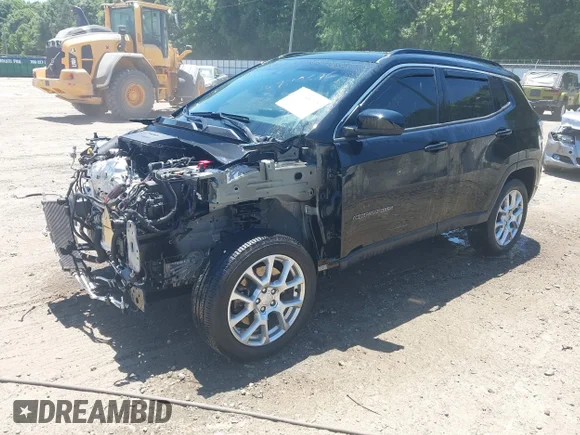✅ 2024 Jeep Compass Latitude Lux • VIN: 3C4NJDFN8RT154937 • Lot: 45138358. Wystawiony na IAAI z przebiegiem 8 744 mil. Bezpłatny archiwum sprzedaży aukcyjnych z USA i szczegółowy raport historii pojazdu na DreamBid. Zdjęcie 2.