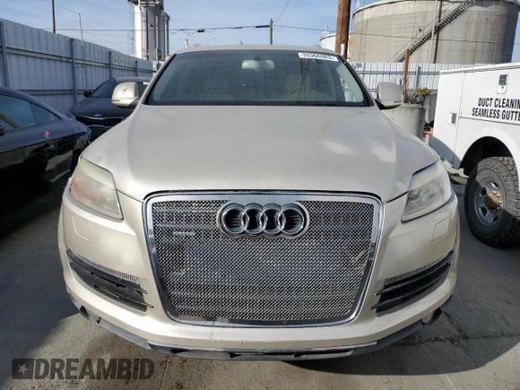 ✅ 2007 Audi Q7 • VIN: WA1AV74L47D031882 • Лот: 39366983. Опубликован ранее на Copart с пробегом 138 929 миль. Бесплатный доступ к архиву аукционных продаж из США и подробный отчёт об истории автомобиля на DreamBid. Изображение 5.