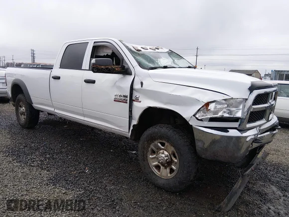 ✅ 2017 Ram 2500 Tradesman • VIN: 3C6UR5HL1HG518345 • Лот: 44490747. Опубліковано раніше на IAAI з пробігом 130 601 миль. Безкоштовний доступ до архіву аукціонних продажів зі США та докладний звіт про історію автомобіля на DreamBid. Зображення 1.