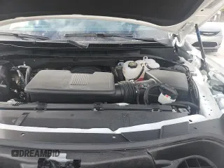 ✅ 2025 Cadillac Escalade 4WD Sport Platinum • VIN: 1GYS9GRL8SR280375 • Lot: 94522385. Wystawiony na Copart z przebiegiem 3 969 mil. Bezpłatny archiwum sprzedaży aukcyjnych z USA i szczegółowy raport historii pojazdu na DreamBid. Zdjęcie 15.