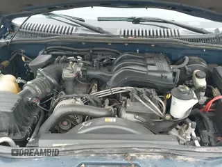 ✅ 2004 Ford Explorer XLT • VIN: 1FMZU73KX4UB46725 • Lot: 41670086. Wystawiony na IAAI z przebiegiem 119 508 mil. Bezpłatny archiwum sprzedaży aukcyjnych z USA i szczegółowy raport historii pojazdu na DreamBid. Zdjęcie 20.