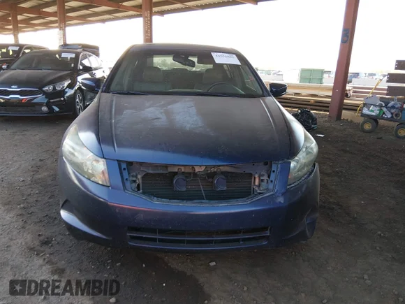 ✅ 2008 Honda Accord EX-L • VIN: 1HGCP26858A076791 • Lot: 44555885. Wystawiony na IAAI z przebiegiem 231 373 mil. Bezpłatny archiwum sprzedaży aukcyjnych z USA i szczegółowy raport historii pojazdu na DreamBid. Zdjęcie 6.