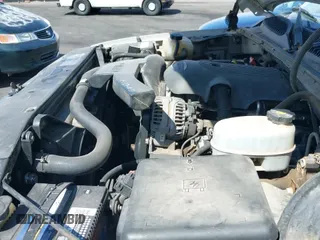 ✅ 2005 GMC Yukon XL SLT • VIN: 1GKFK16Z95J155393 • Lot: 41929213. Listed on IAAI with 206,876 mi. Free auction sales archive from the USA and detailed vehicle history report at DreamBid. Image 13.