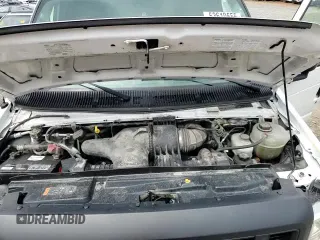 ✅ 2019 Ford Econoline Commercial • VIN: 1FDXE4FS1KDC07794 • Lot: 53610655. Wystawiony na Copart z przebiegiem 145 265 mil. Bezpłatny archiwum sprzedaży aukcyjnych z USA i szczegółowy raport historii pojazdu na DreamBid. Zdjęcie 13.