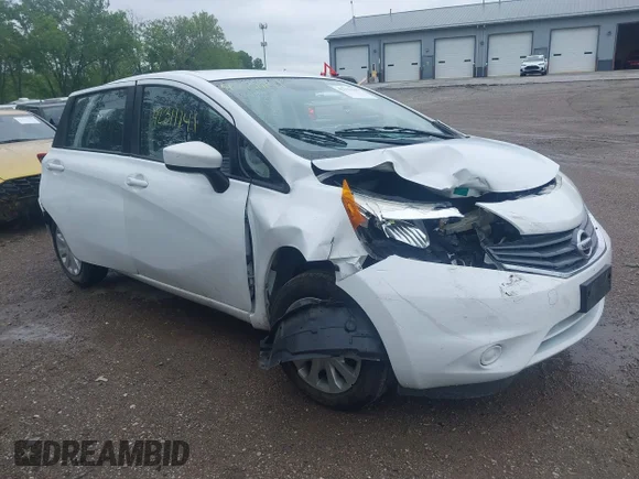 ✅ 2015 Nissan Note S Plus • VIN: 3N1CE2CP9FL421734 • Lot: 42311141. Wystawiony na IAAI z przebiegiem 88 393 mil. Bezpłatny archiwum sprzedaży aukcyjnych z USA i szczegółowy raport historii pojazdu na DreamBid. Zdjęcie 1.