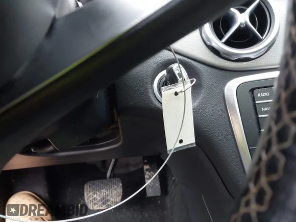 ✅ 2018 Mercedes-Benz GLA 250 • VIN: WDCTG4GB5JJ385861 • Lot: 44549741. Wystawiony na IAAI z przebiegiem Nie podano. Bezpłatny archiwum sprzedaży aukcyjnych z USA i szczegółowy raport historii pojazdu na DreamBid. Zdjęcie 11.