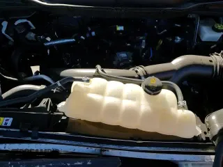 ✅ 2023 Ford F-150 XL • VIN: 1FTEW1CP8PKF97142 • Lot: 91471095. Wystawiony na Copart z przebiegiem 25 032 mil. Bezpłatny archiwum sprzedaży aukcyjnych z USA i szczegółowy raport historii pojazdu na DreamBid. Zdjęcie 16.