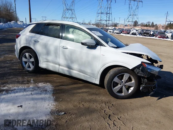 ✅ 2024 Audi Q4 e-tron Premium Plus • VIN: WA1LUBFZ2RP073999 • Lot: 44346447. Wystawiony na IAAI z przebiegiem 22 328 mil. Bezpłatny archiwum sprzedaży aukcyjnych z USA i szczegółowy raport historii pojazdu na DreamBid. Zdjęcie 1.
