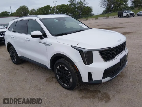 ✅ 2024 Kia Sorento S • VIN: 5XYRLDJC7RG254911 • Lot: 45249016. Listed on IAAI with 42,582 mi. Free auction sales archive from the USA and detailed vehicle history report at DreamBid. Image 1.