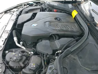 ✅ 2024 BMW 3 Series 330i xDrive • VIN: 3MW89FF02R8D93227 • Lot: 42825732. Listed on IAAI with 34,453 mi. Free auction sales archive from the USA and detailed vehicle history report at DreamBid. Image 18.