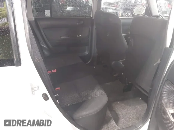 ✅ 2004 Scion xB • VIN: JTLKT324240151515 • Лот: 42230865. Опубліковано раніше на IAAI з пробігом 246 630 миль. Безкоштовний доступ до архіву аукціонних продажів зі США та докладний звіт про історію автомобіля на DreamBid. Зображення 8.