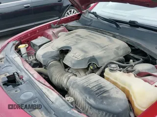 ✅ 2014 Chrysler 300 C • VIN: 2C3CCAKG6EH201221 • Lot: 42763459. Wystawiony na IAAI z przebiegiem 172 218 mil. Bezpłatny archiwum sprzedaży aukcyjnych z USA i szczegółowy raport historii pojazdu na DreamBid. Zdjęcie 19.