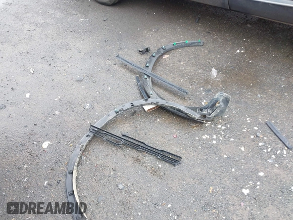 ✅ 2024 Mazda CX-5 S Carbon Edition • VIN: JM3KFBCL1R0459096 • Lot: 44419900. Wystawiony na IAAI z przebiegiem 37 317 mil. Bezpłatny archiwum sprzedaży aukcyjnych z USA i szczegółowy raport historii pojazdu na DreamBid. Zdjęcie 12.