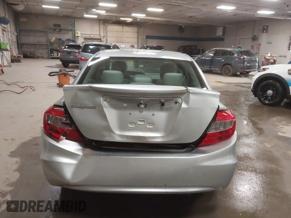 ✅ 2012 Honda Civic LX • VIN: 2HGFB2F57CH527165 • Lot: 44943449. Wystawiony na IAAI z przebiegiem 87 633 mil. Bezpłatny archiwum sprzedaży aukcyjnych z USA i szczegółowy raport historii pojazdu na DreamBid. Zdjęcie 6.