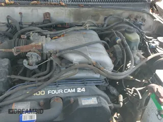 ✅ 1996 Toyota 4Runner SR5 • VIN: JT3HN86R2T0014631 • Лот: 43124526. Опубликован ранее на IAAI с пробегом 266 174 миль. Бесплатный доступ к архиву аукционных продаж из США и подробный отчёт об истории автомобиля на DreamBid. Изображение 13.