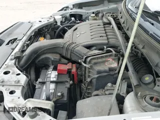 ✅ 2010 Mitsubishi Outlander GT • VIN: JA4JT5AX0AZ000107 • Lot: 42724251. Listed on IAAI with 221,918 mi. Free auction sales archive from the USA and detailed vehicle history report at DreamBid. Image 19.