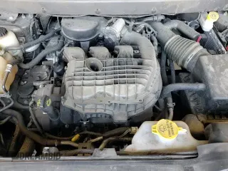 ✅ 2018 Dodge Journey SXT • VIN: 3C4PDDBG2JT159479 • Lot: 85004295. Listed on Copart with 104,654 mi. Free auction sales archive from the USA and detailed vehicle history report at DreamBid. Image 14.