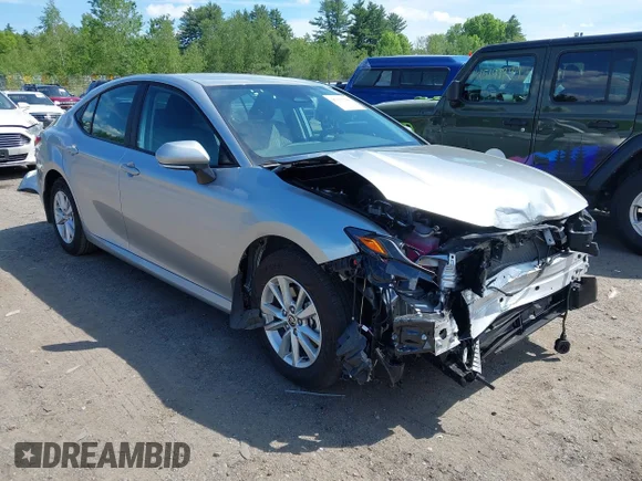 ✅ 2025 Toyota Camry SE • VIN: 4T1DBADK0SU523751 • Lot: 45167798. Listed on IAAI with 17,275 mi. Free auction sales archive from the USA and detailed vehicle history report at DreamBid. Image 1.