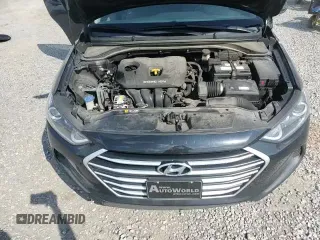 2017 Hyundai Elantra SE с VIN 5NPD84LF5HH038422, выставлен на аукционе Copart как лот 69663165 с пробегом 120 668 миль миль и Списание • Salvage title. История ставок и продаж доступна на DreamBid. Изображение 15.