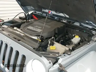 ✅ 2012 Jeep Wrangler Unlimited Sahara • VIN: 1C4HJWEG9CL165217 • Lot: 43212262. Wystawiony na IAAI z przebiegiem 136 562 mil. Bezpłatny archiwum sprzedaży aukcyjnych z USA i szczegółowy raport historii pojazdu na DreamBid. Zdjęcie 24.