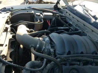 ✅ 2015 GMC Sierra 1500 Denali • VIN: 3GTU2WEC3FG441529 • Лот: 43305549. Опубликован ранее на IAAI с пробегом 86 757 миль. Бесплатный доступ к архиву аукционных продаж из США и подробный отчёт об истории автомобиля на DreamBid. Изображение 19.