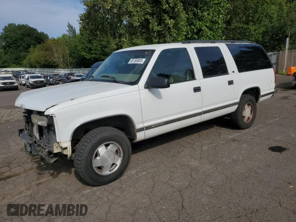 ✅ 1997 Chevrolet Suburban • VIN: 3GNFK16R5VG153385 • Lot: 60168885. Wystawiony na Copart z przebiegiem 160 611 mil. Bezpłatny archiwum sprzedaży aukcyjnych z USA i szczegółowy raport historii pojazdu na DreamBid. Zdjęcie 1.