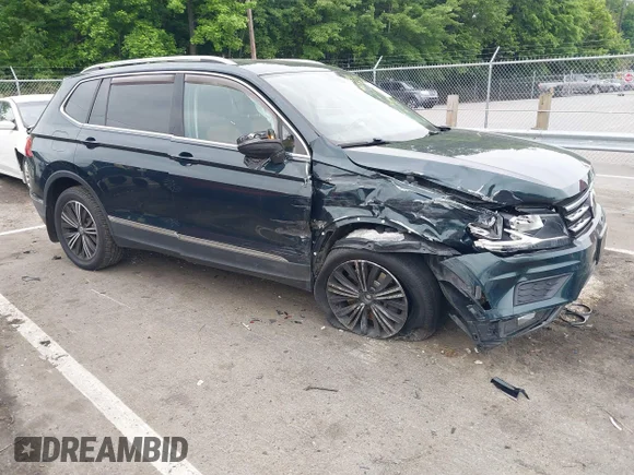 ✅ 2018 Volkswagen Tiguan SEL • VIN: 3VV2B7AX2JM161957 • Лот: 45082328. Опубликован ранее на IAAI с пробегом 107 377 миль. Бесплатный доступ к архиву аукционных продаж из США и подробный отчёт об истории автомобиля на DreamBid. Изображение 1.