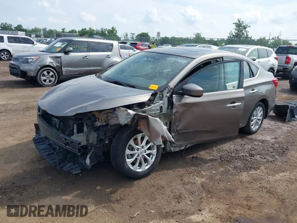 ✅ 2016 Nissan Sentra SV • VIN: 3N1AB7AP9GY334923 • Lot: 42701538. Wystawiony na IAAI z przebiegiem 89 311 mil. Bezpłatny archiwum sprzedaży aukcyjnych z USA i szczegółowy raport historii pojazdu na DreamBid. Zdjęcie 2.