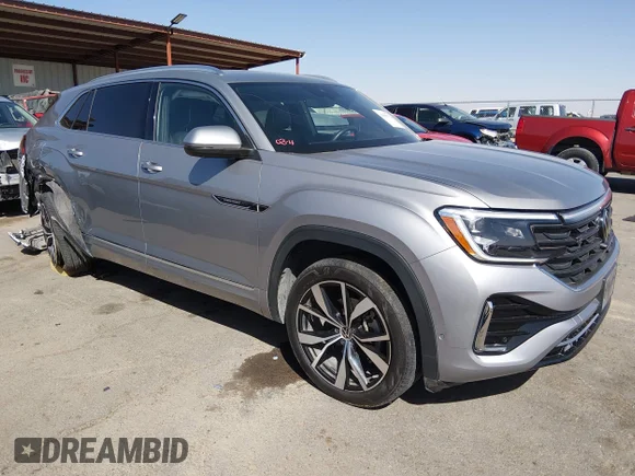 ✅ 2024 Volkswagen Atlas SEL Premium R-Line • VIN: 1V2FE2CA3RC212557 • Lot: 44585372. Wystawiony na IAAI z przebiegiem 44 912 mil. Bezpłatny archiwum sprzedaży aukcyjnych z USA i szczegółowy raport historii pojazdu na DreamBid. Zdjęcie 1.