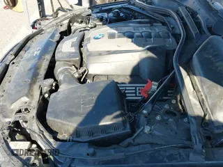 ✅ 2008 BMW 5 Series 550i • VIN: WBANW53548CT49002 • Lot: 43646940. Wystawiony na IAAI z przebiegiem 198 338 mil. Bezpłatny archiwum sprzedaży aukcyjnych z USA i szczegółowy raport historii pojazdu na DreamBid. Zdjęcie 13.