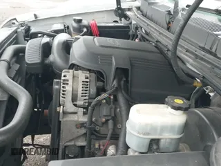 ✅ 2009 Chevrolet Silverado 1500 LS • VIN: 3GCEC13CX9G101192 • Лот: 43585809. Опубликован ранее на IAAI с пробегом 199 481 миль. Бесплатный доступ к архиву аукционных продаж из США и подробный отчёт об истории автомобиля на DreamBid. Изображение 19.