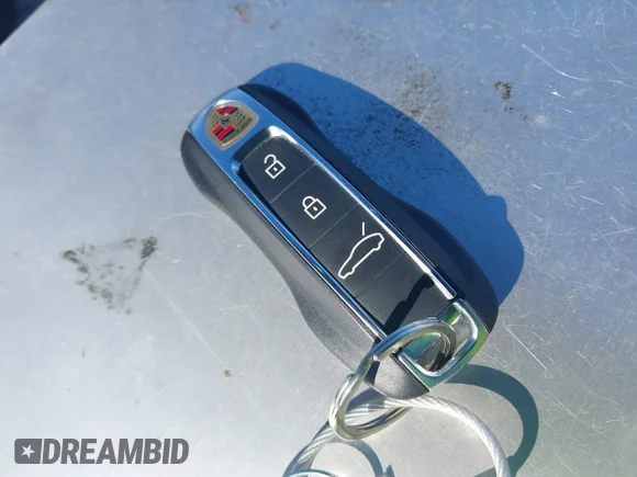 ✅ 2025 Porsche Panamera • VIN: WP0AA2YA4SL000126 • Лот: 43492201. Опубликован ранее на IAAI с пробегом 9 028 миль. Бесплатный доступ к архиву аукционных продаж из США и подробный отчёт об истории автомобиля на DreamBid. Изображение 11.