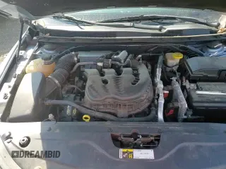 ✅ 2015 Chrysler 200 Limited • VIN: 1C3CCCAG2FN757838 • Lot: 71669175. Wystawiony na Copart z przebiegiem 62 389 mil. Bezpłatny archiwum sprzedaży aukcyjnych z USA i szczegółowy raport historii pojazdu na DreamBid. Zdjęcie 13.