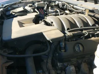 ✅ 2019 Chevrolet Silverado 1500 LT • VIN: 2GCRCPEC6K1155556 • Lot: 41034151. Wystawiony na IAAI z przebiegiem 104 669 mil. Bezpłatny archiwum sprzedaży aukcyjnych z USA i szczegółowy raport historii pojazdu na DreamBid. Zdjęcie 19.