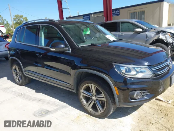 ✅ 2017 Volkswagen Tiguan Sport • VIN: WVGUV7AX8HW504579 • Лот: 44332948. Опубликован ранее на IAAI с пробегом 104 930 миль. Бесплатный доступ к архиву аукционных продаж из США и подробный отчёт об истории автомобиля на DreamBid. Изображение 1.